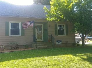 214 S Fischer Ave, Jefferson, WI 53549