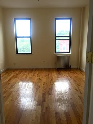 Rented by Grand & Co. | media 26