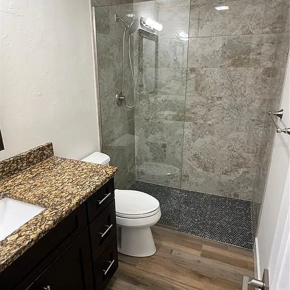 511 W Retta Esplanade — Photo 16