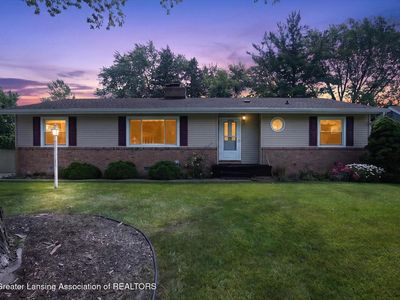2106 Byrnes Rd, Lansing, MI, 48906
