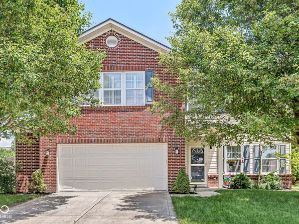 671 Sonoma Ln, Greenfield, IN 46140