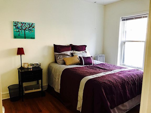 4th image of 4429 N Winchester Ave APT 2A