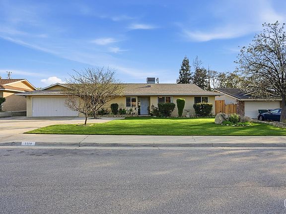 3rd image of 3319 Crest Dr