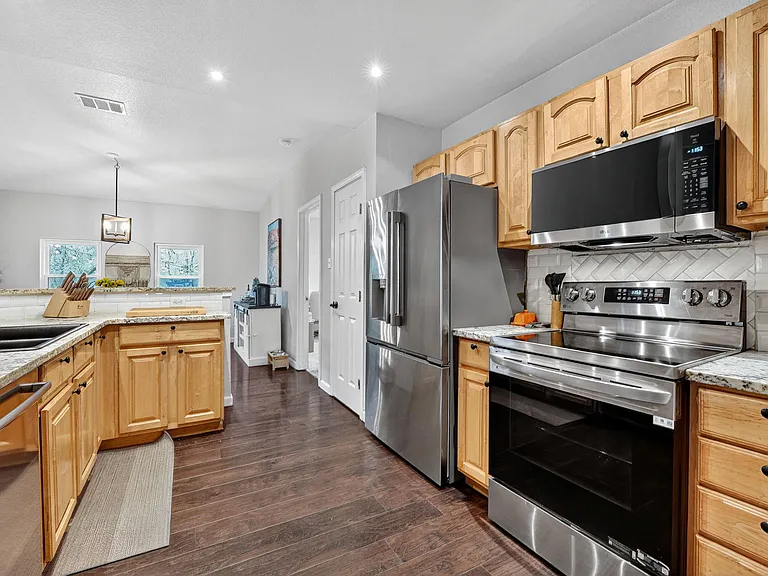 14906 Foy Dr — Photo 8