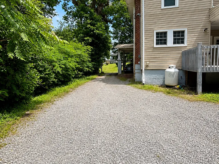 708 D St #1W — Photo 1