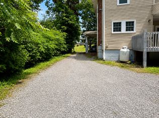 708 D St #1W, North Wilkesboro, NC 28659