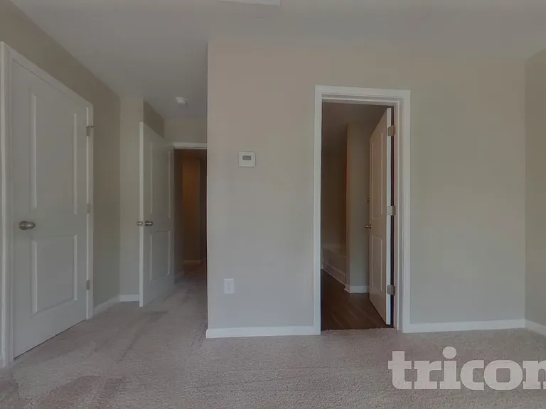 561 Fairview Oak Pl — Photo 6