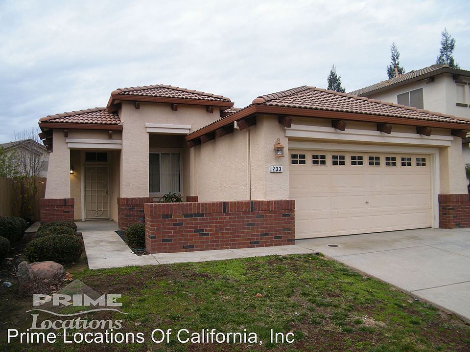 1st image of 233 Blagdon Ct