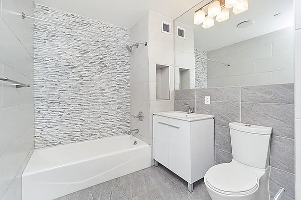 Rented by REAL New York | media 36