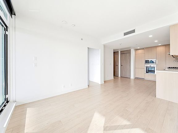 5th image of 4880 Lougheed Hwy #2901