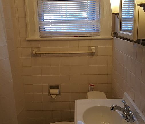 4th image of 515 Summit Ave APT 1A