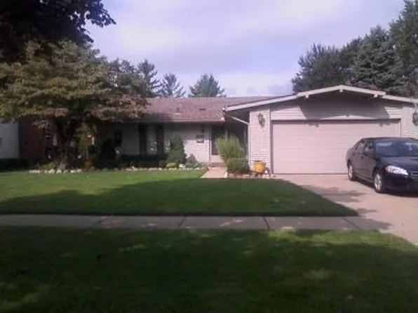 14477 Yale St, Livonia, MI 48154