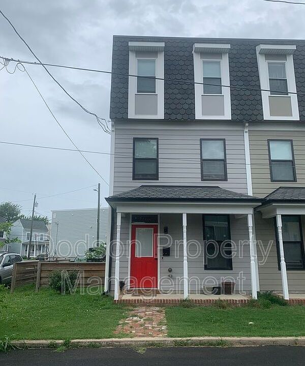 1st image of 2208 Carrington St