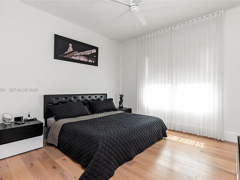 9529 Eden Roc Ct — Photo 45