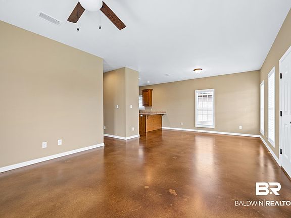 5th image of 33192 Stables Dr #A