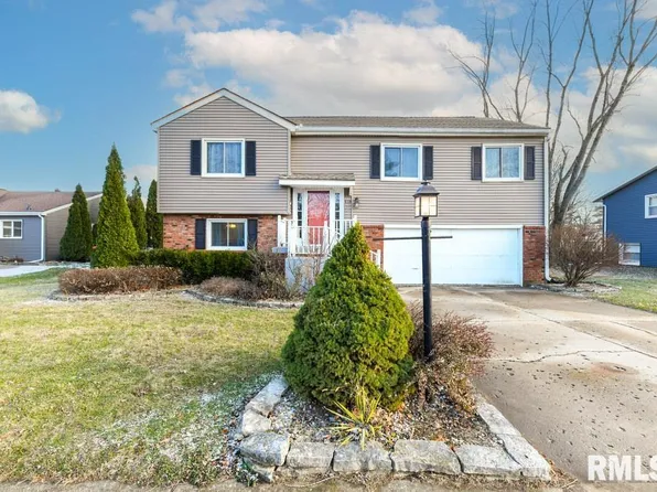 123 Evergreen Ave, Morton, IL 61550