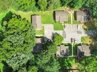 2000 Hummingbird Ct, High Point, NC 27265