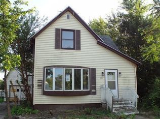 403 E Washington St, Harvard, IL 60033