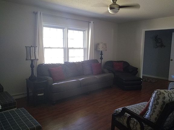 2nd image of 608 Lynch Dr