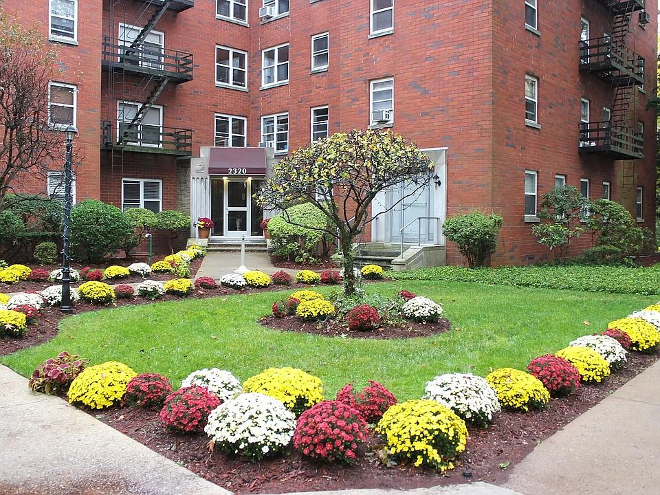 2320 Front Building