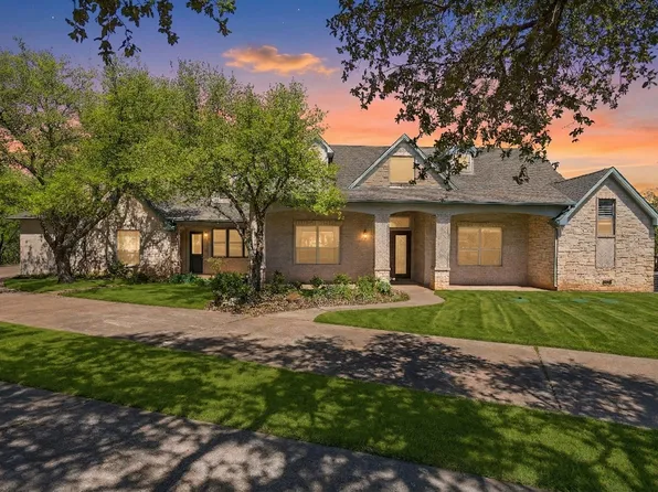2306 Winton Terrace Ct, Granbury, TX 76048