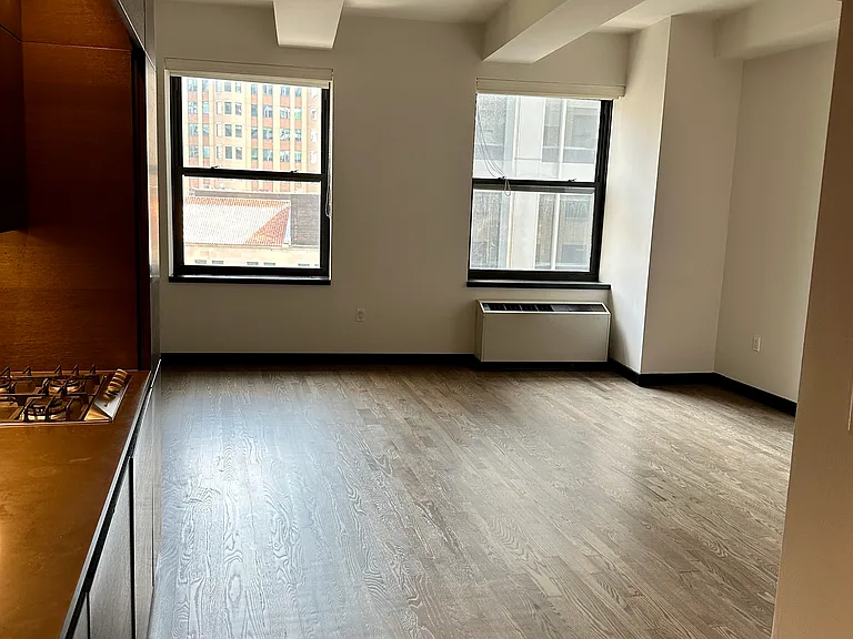 20 Pine St #2210 — Photo 4