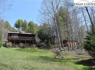 748 River Hills Rd, Lansing, NC 28643