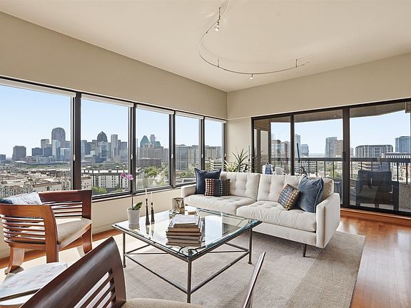 3rd image of 3030 McKinney Ave APT 1606