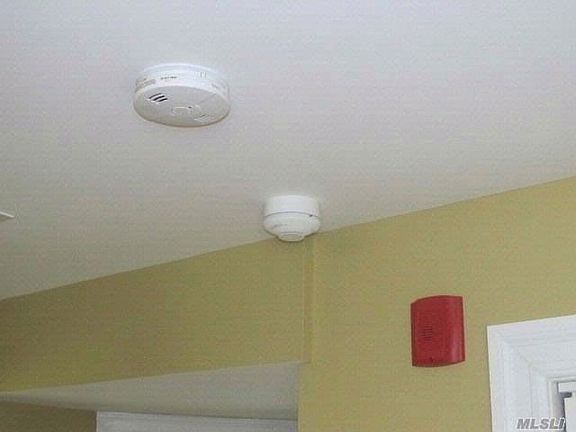 3rd image of 62 Oak St APT 5B