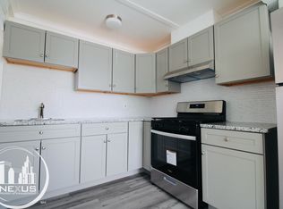 61 N Leonard St #2, Waterbury, CT 06708