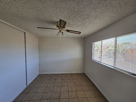 4th image of 937 Ann St