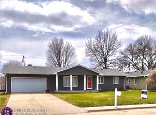 2331 Home St, Hastings, NE 68901