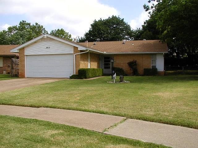 1st image of 3813 Chetwood Dr