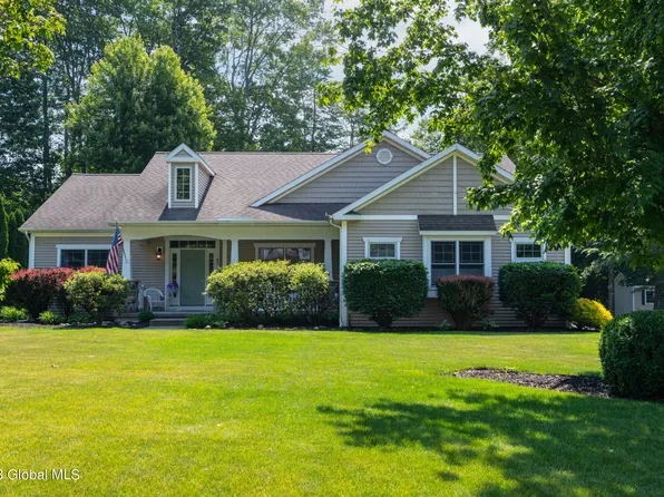 42 Liberty Way, Clifton Park, NY 12065