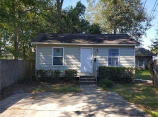 207 E Robert St, Hammond, LA 70401