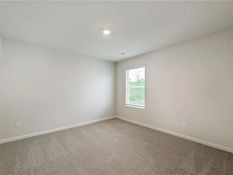74 Grove Springs Ct SE — Photo 31