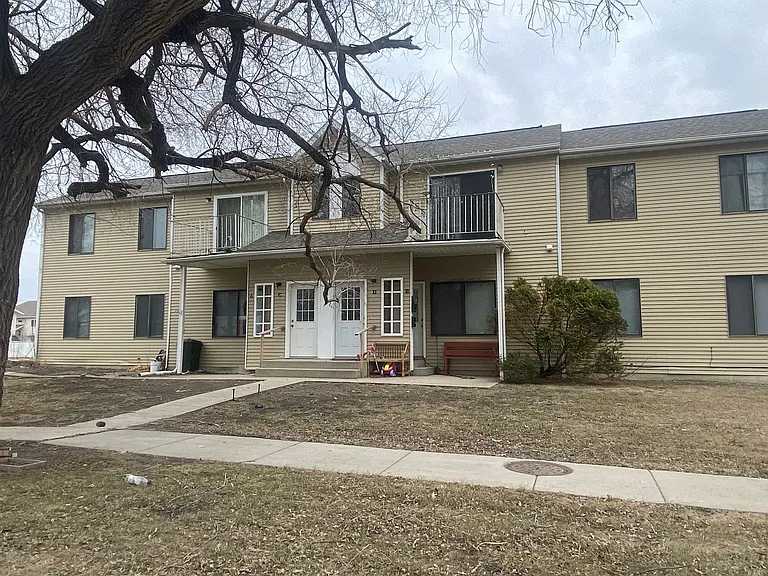 51D Center St — Photo 1