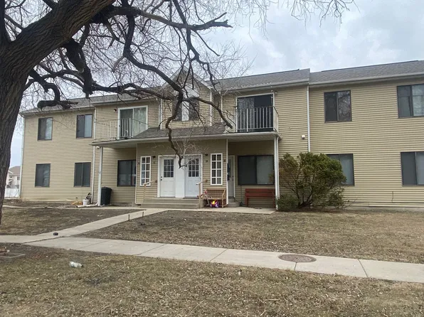 51D Center St, West Fargo, ND 58078