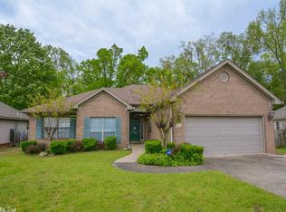 105 Wedgeside Ct, Little Rock, AR 72210