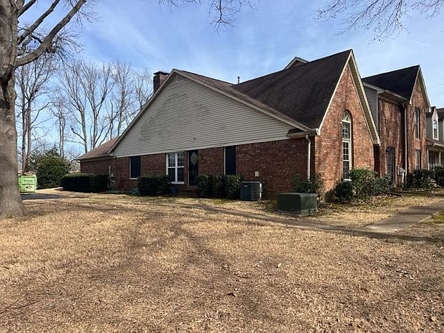 1st image of 5949 Blakeview Pl