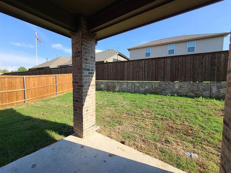 16020 Aquilla Way — Photo 12