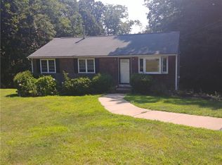 17 Jennifer Ln, Coventry, RI 02816