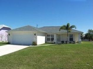1409 NE 16th Pl, Cape Coral, FL 33909