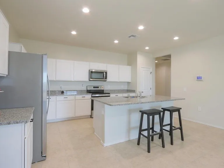 36085 W San Sisto Ave — Photo 13