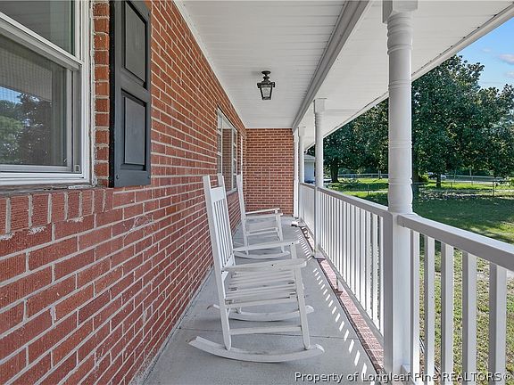 4th image of 317 Longview Dr
