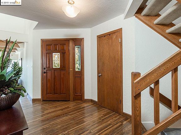 5th image of 6225 Doremus Ave