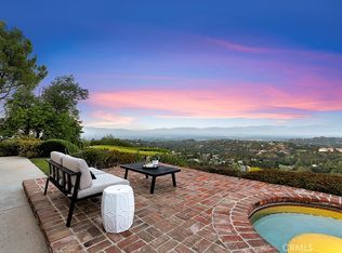 20138 Greenbriar Dr, Tarzana, CA 91356