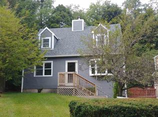 305 Chester Knl, Bennington, VT 05201