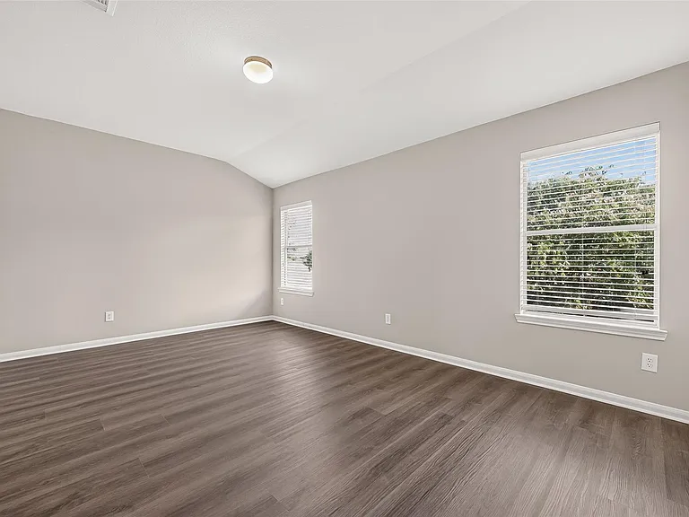 2110 Castle Gardens Ln — Photo 40