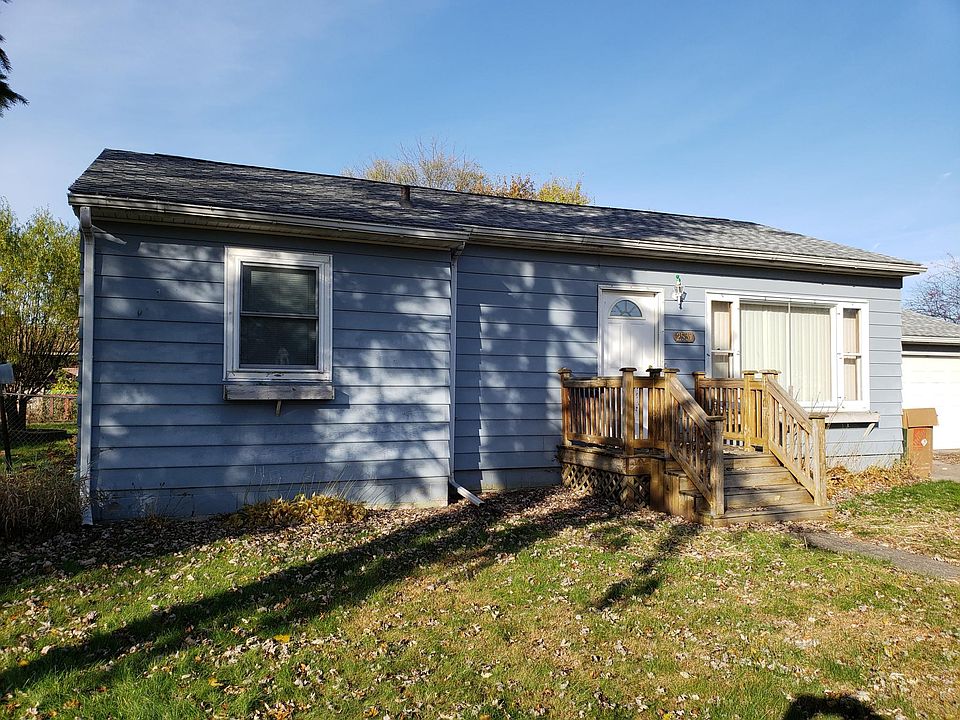 1st image of 2537 1st Ave E